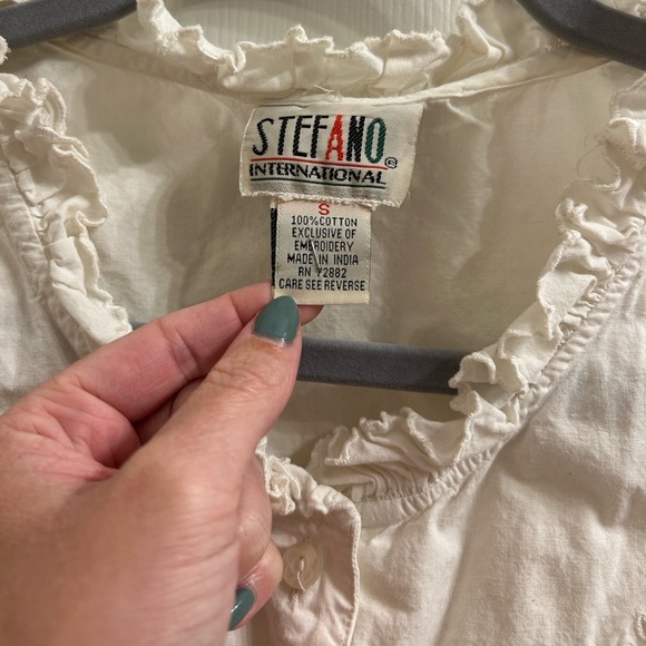 Vintage White Sleeveless Tie-Front Button Vest - Picture 3 of 5